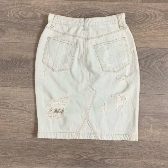 Free People Rag & Bone Denim Jean Mini Skirt Light Wash Distressed High Rise - Picture 9 of 11